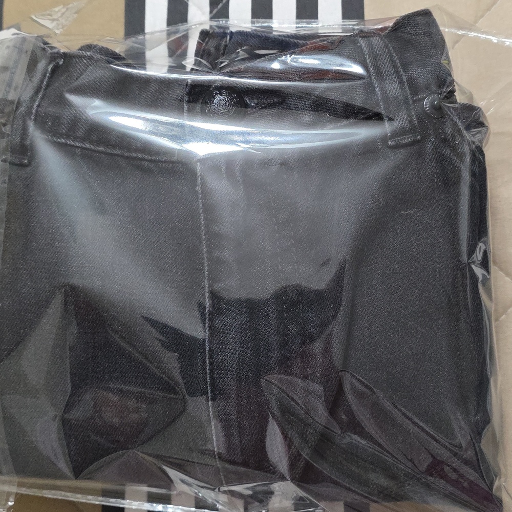 RALPH LAUREN ♥️ Black Denim Skirt SIZE 12 - Picture 16 of 16